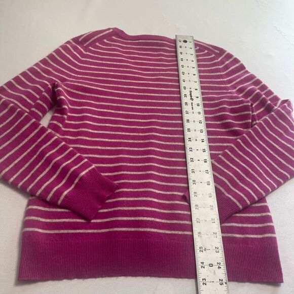 Lord & Taylor Pink Stripe Cashmere V Neck Sweater Size Large - Picture 7 of 7